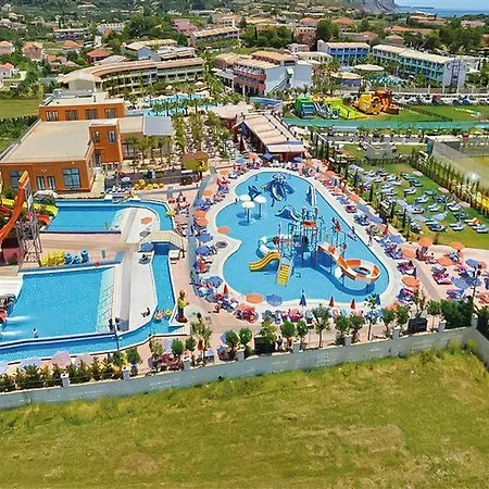 Caretta Resort&waterpark Kalamákion