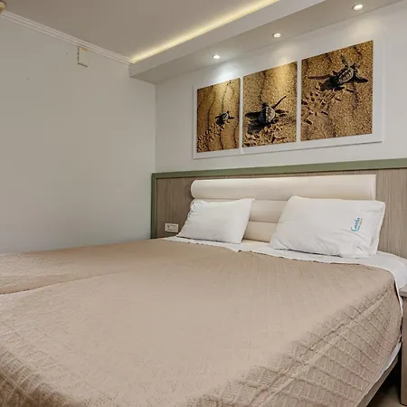 Caretta & Waterpark 4*