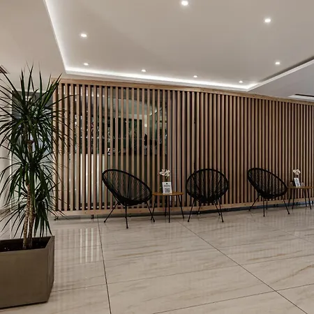 Caretta & Waterpark Hotel Kalamákion