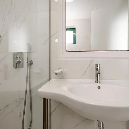 Caretta & Waterpark Hotel