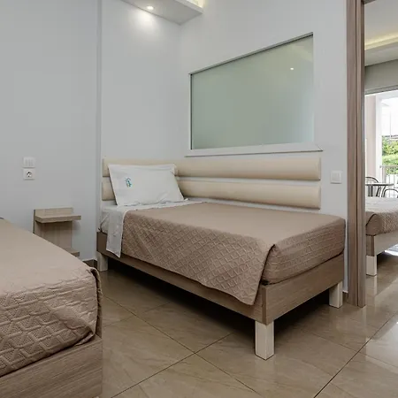 Caretta & Waterpark Hotel Kalamákion