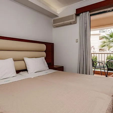 Caretta & Waterpark Kalamákion