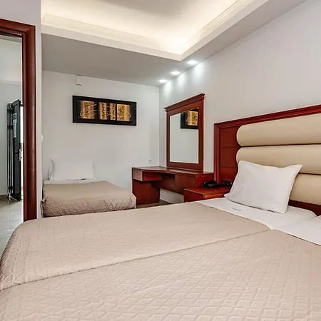 Caretta & Waterpark 4*