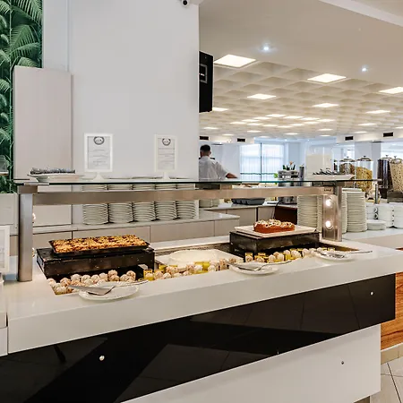 Caretta & Waterpark 4* Kalamákion