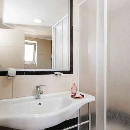 Caretta & Waterpark Hotel 4*