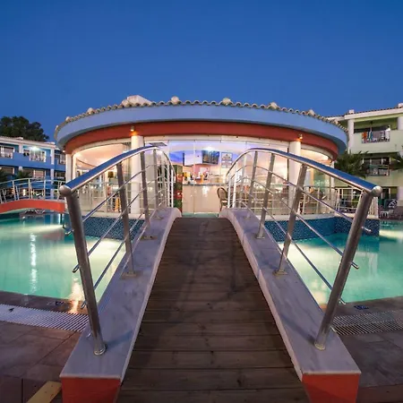Szálloda Caretta & Waterpark