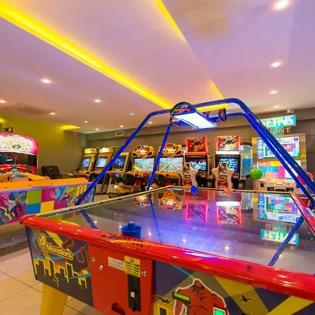 Szálloda Caretta & Waterpark 4*