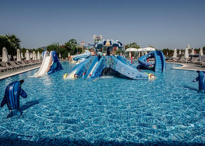 Caretta & Waterpark 4*