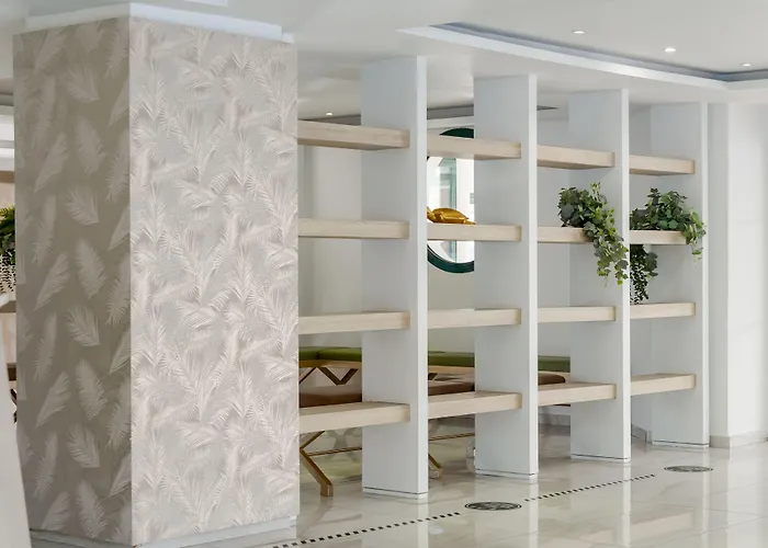 Caretta & Waterpark Hotel