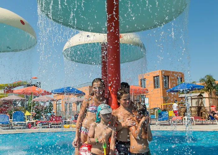 Hotel Caretta & Waterpark Kalamákion