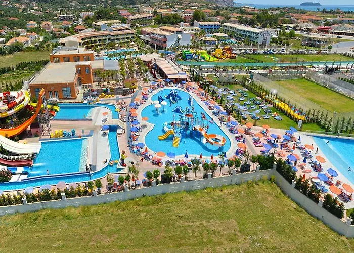 Hotel Caretta & Waterpark