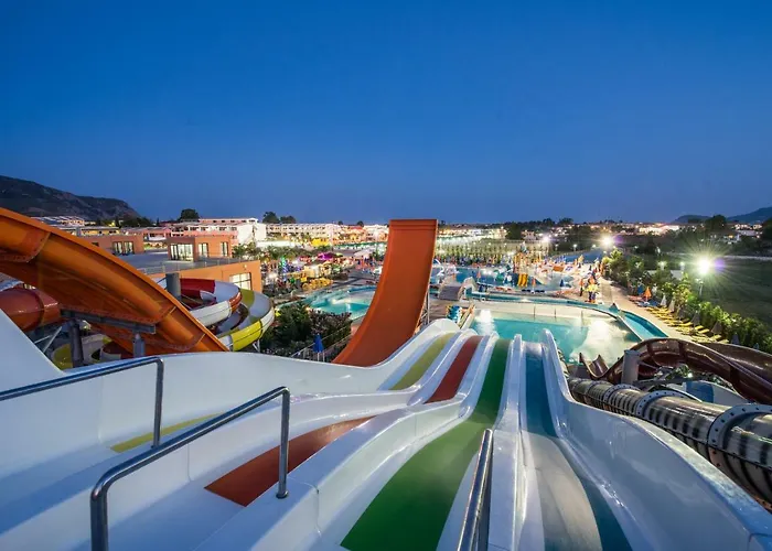 Caretta & Waterpark Hotel Kalamákion