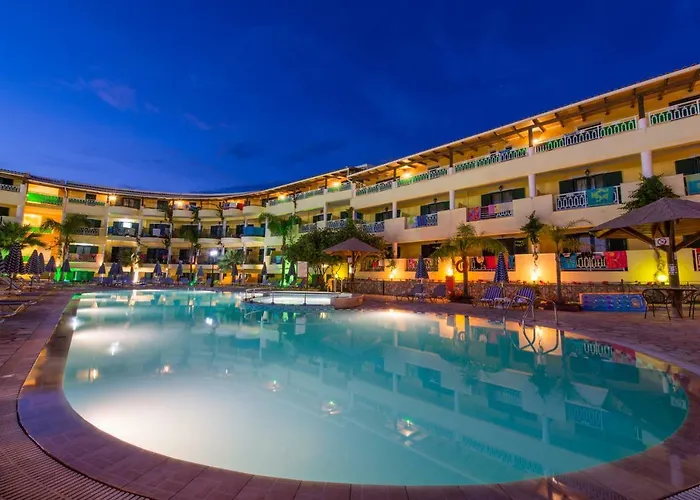 Hotel Caretta & Waterpark Kalamákion