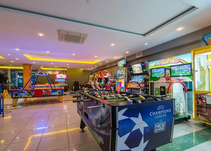 Caretta & Waterpark Hotel 4*