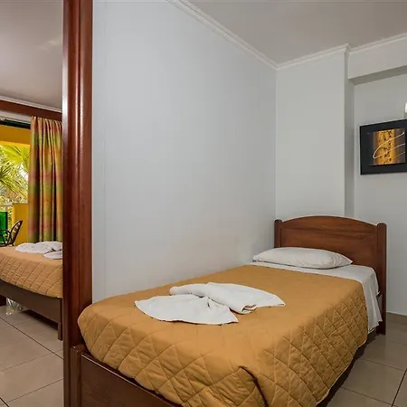 Caretta & Waterpark Hotel 4*